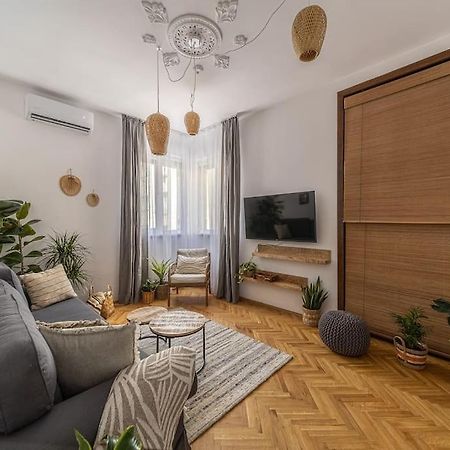 Bohohome 2 Next To The Main Street Sofia Esterno foto